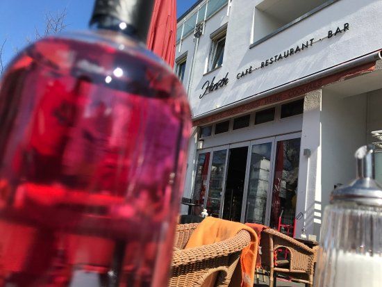 HIRSCH Cafe-Restaurant-Bar